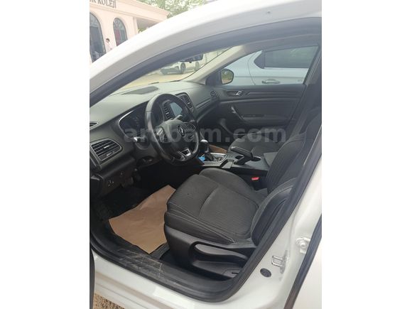 Sahibinden Renault Megane 1.5 Blue DCI Touch 2020 Model