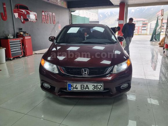 Sahibinden Honda Civic 1.6i VTEC Eco Elegance 2015 Model