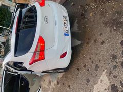  Hyundai i30 1.6 CRDi Elite cam tavan