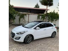  Hyundai i30 1.6 CRDi Elite cam tavan
