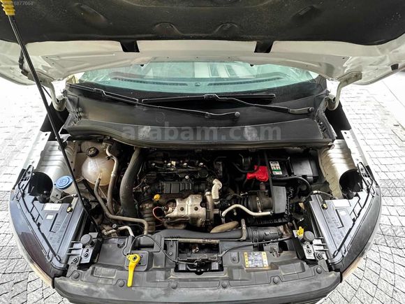 2025 CIKIŞ 1.5 DİZEL 10.000 KM COURİER SERVİS GARANTİLİ %20 KDV