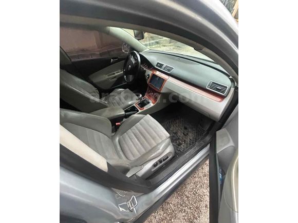 Sahibinden Volkswagen Passat 2.0 TDi Highline 2006 Model  290.000 km Gri (Gümüş)