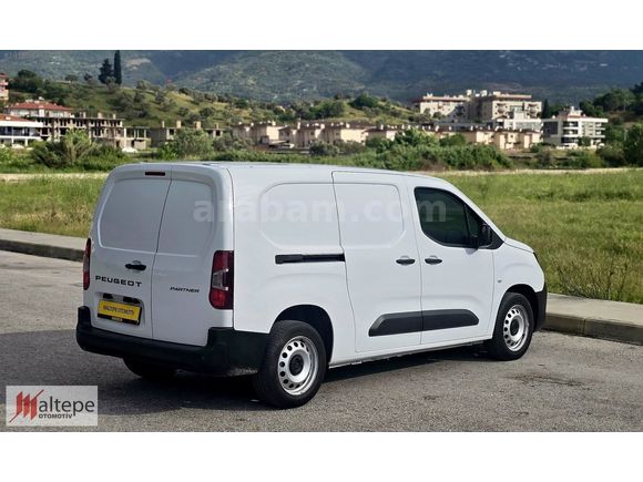 2025 PEUGEOT OTMTİK PARTNER 1.5 COMFORT HATASIZ BOYASIZ 8400 KM