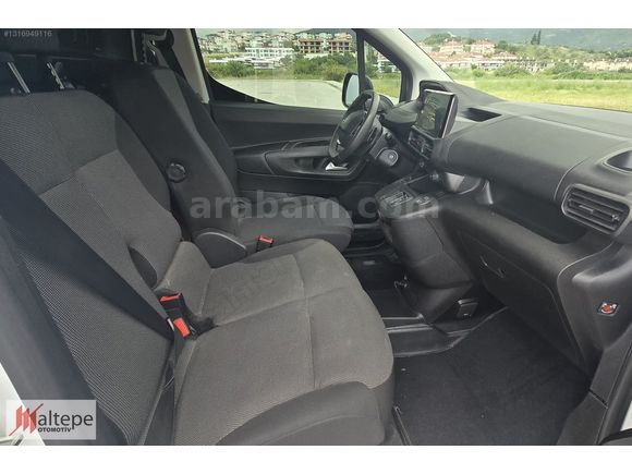 2025 PEUGEOT OTMTİK PARTNER 1.5 COMFORT HATASIZ BOYASIZ 8400 KM
