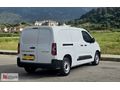 2025 PEUGEOT OTMTİK PARTNER 1.5 COMFORT HATASIZ BOYASIZ 8400 KM