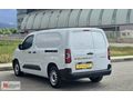 2025 PEUGEOT OTMTİK PARTNER 1.5 COMFORT HATASIZ BOYASIZ 8400 KM