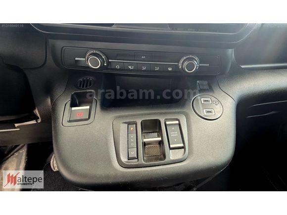 2025 PEUGEOT OTMTİK PARTNER 1.5 COMFORT HATASIZ BOYASIZ 8400 KM