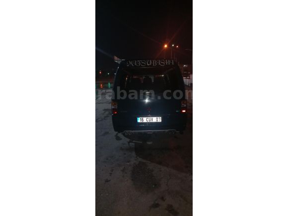 Sahibinden Mitsubishi L 300 Camlı Van 2000 Model Bursa