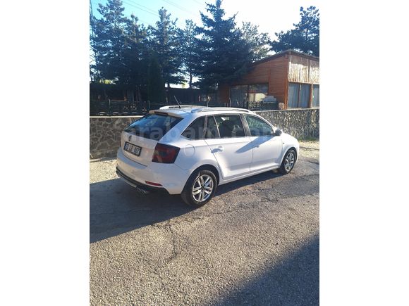 Geniş ve Ekonomik Aile Aracı,Skoda Rapid 1.2 Spaceback Ambition 2014 Model Lpg- Benzin