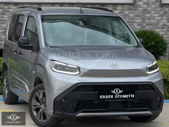 BOYASIZ 2025 TOYOTA PROACE CİTY 1.5D PASSİON X-PACK 13'***KM