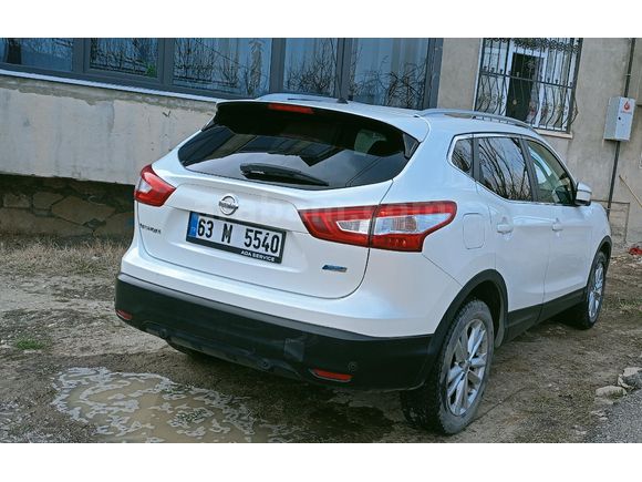 Sahibinden Nissan Qashqai 1.2 DIG-T Sky Pack 2014 Model