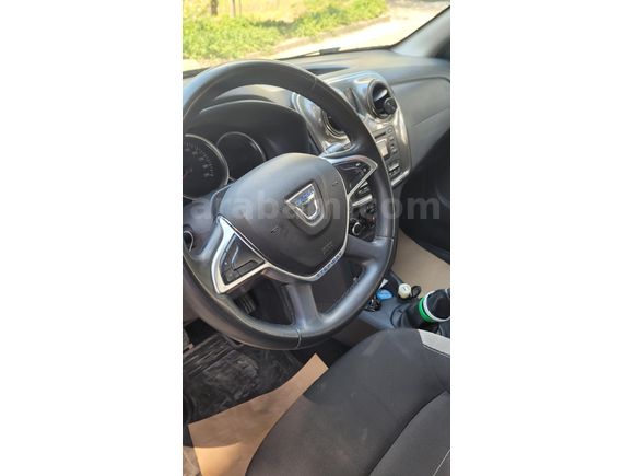 İlk Sahibinden Kazasız Değişensiz Dacia Sandero 1.5 dCi Stepway 2017 Model