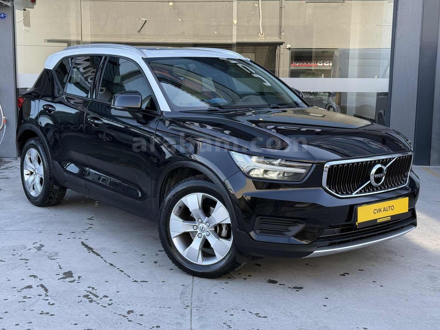VOLVO XC40 MOMENTUM ÇİFT RENK 126.000KM! 1