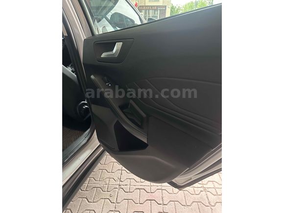 Galeriden Ford Focus 1.5 TDCi Trend X 2018 Model Eskişehir