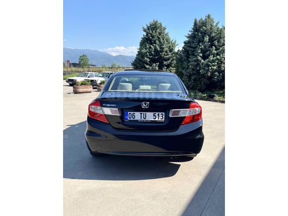Sahibinden Honda Civic 1.6i VTEC Eco Elegance 2014 Model 