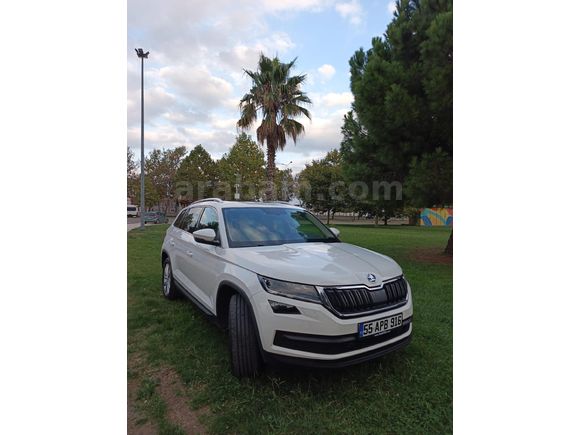 4X4 Skoda Kodiaq 1.4 TSI Style 2018 Mode Cam Tavan  118.000 km Beyaz