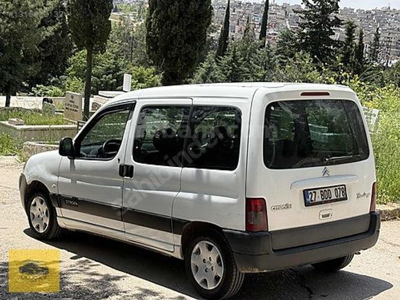 ULUÇAY AUTO'DAN 2008 MODEL BOYASIZ HATASIZ CITROEN BERLİNGO