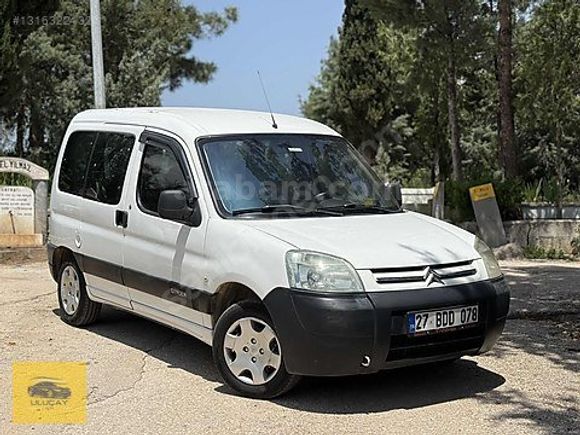 ULUÇAY AUTO'DAN 2008 MODEL BOYASIZ HATASIZ CITROEN BERLİNGO
