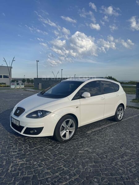 Sahibinden Seat Altea 1.6 TDI Style XL 2013 Model İstanbul 247.000 km Beyaz