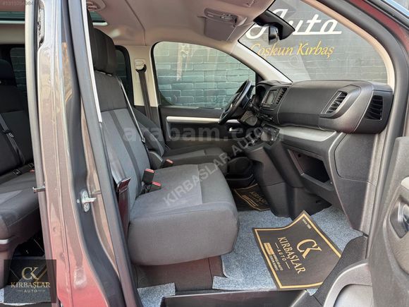 *Kırbaşlar Auto* 2022 MOD-2023 ÇIKIŞLI-CAM TAVANLI-8+1-OTOMATİK