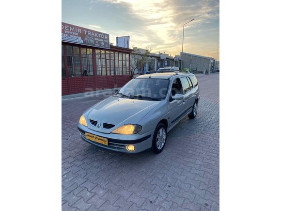 Bakımlı Emsalsiz Megane 1.6 16 Valf  Dolusu