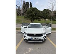 Kadın Öğretmenden Temiz T-Roc 1.5 TSI Life 2022 Model 