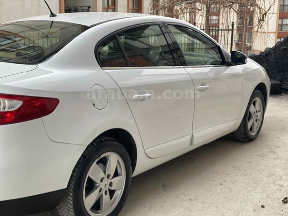 Sahibinden Renault Fluence 1.6 Extreme 2012 Model 