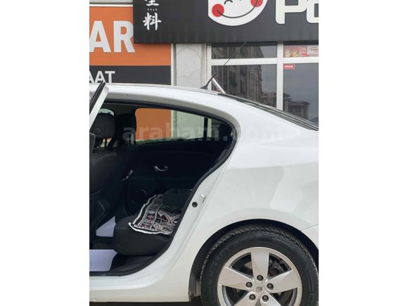 Sahibinden Renault Fluence 1.6 Extreme 2012 Model 