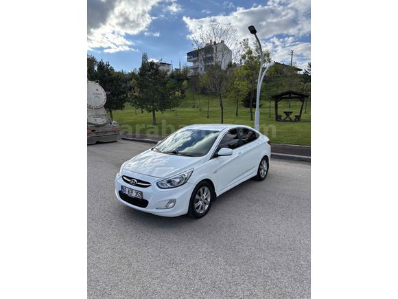 Sahibinden Hyundai Accent Blue 1.6 CRDI Mode Plus 2015 Model 