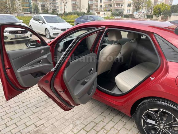 2021 Elantra  Eczacıdan