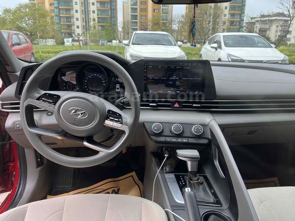 2021 Elantra  Eczacıdan