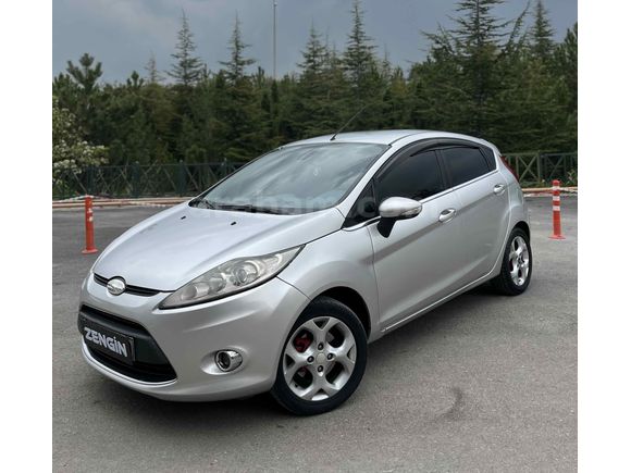 Galeriden Ford Fiesta 1.4 Titanium 2010 Model Ankara