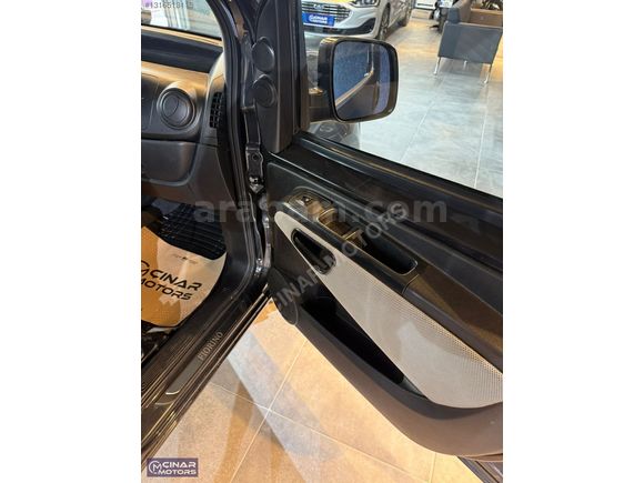 **ÇINAR MOTORS OTOMATİK 2011 FİORİNO**