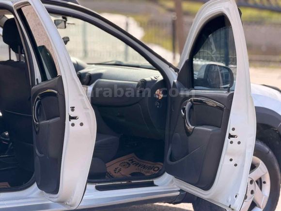 Galeriden Dacia Duster 1.5 dCi Laureate 2012 Model Ordu