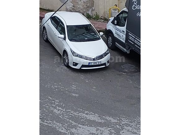 Sahibinden Toyota Corolla 1.6 Premium Caravelle takaslı