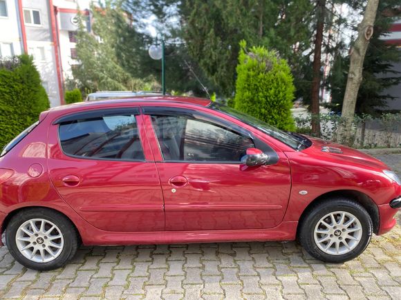 Sahibinden Peugeot 206 1.4 XT 2004 Model