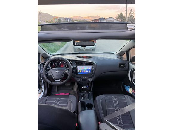 Sahibinden Kia Ceed 1.6 CRDi Concept Plus SW 2012 Model