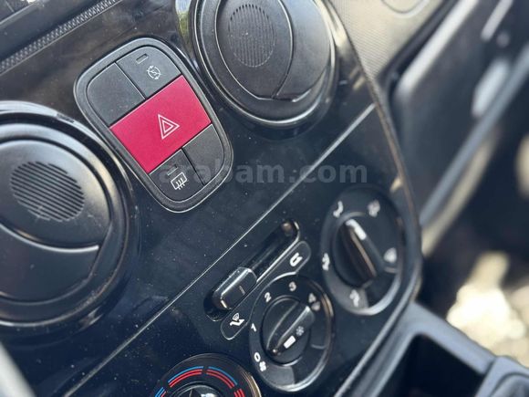 OTOMOBİL RUHSATLI95LİK STAR STOP BOYASIZ TEK DEĞİŞENLİ DÜŞÜK KM