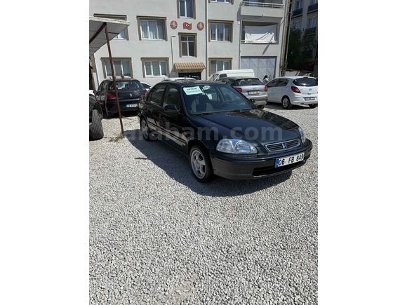 Sahibinden Honda Civic 1.4 i S 2000 Model 
