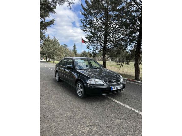 Sahibinden Honda Civic 1.4 i S 2000 Model 