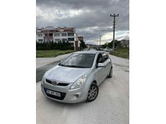 Sahibinden Hyundai i20 1.4 CRDi Team 2011 Model 