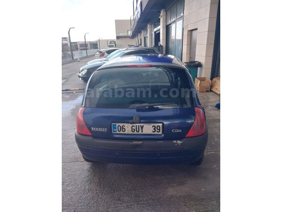 Sahibinden Renault Clio 1.4 RXT 2001 Model  198000 km Mavi