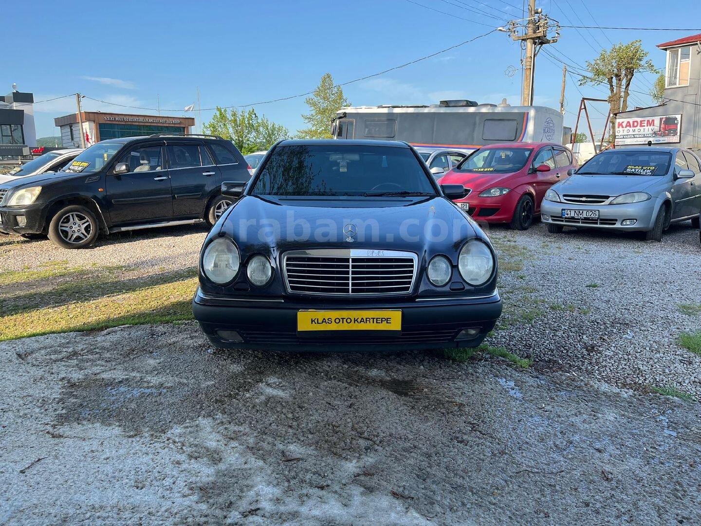 Galeriden Mercedes - Benz E 200 Avantgarde 1996 Model Kocaeli 370.000 km Mor 4