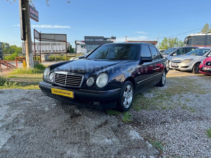 Galeriden Mercedes - Benz E 200 Avantgarde 1996 Model Kocaeli 370.000 km Mor