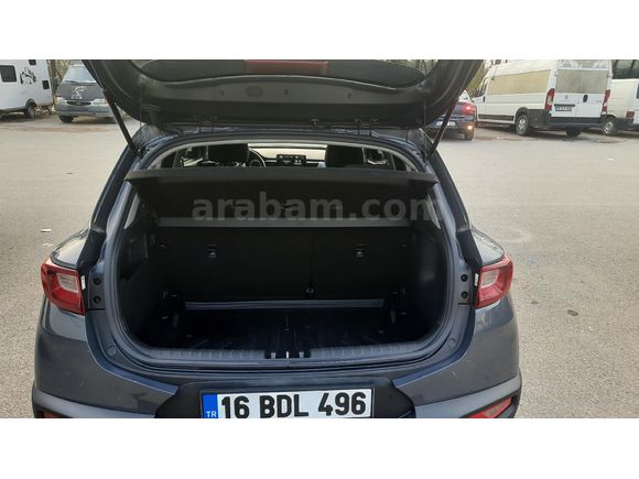 Kazasız değişensiz aile aracı