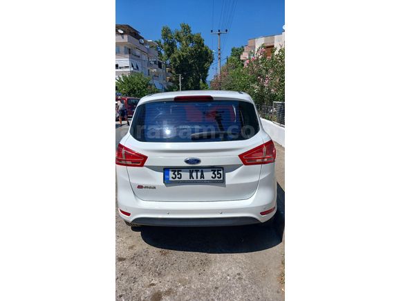 Sahibinden Ford B-Max 1.6 Titanium 2013 Model  103.000 km Beyaz