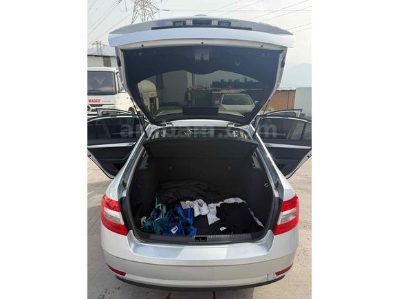 Sahibinden Skoda Octavia 1.6 TDI Optimal 2017 Model 