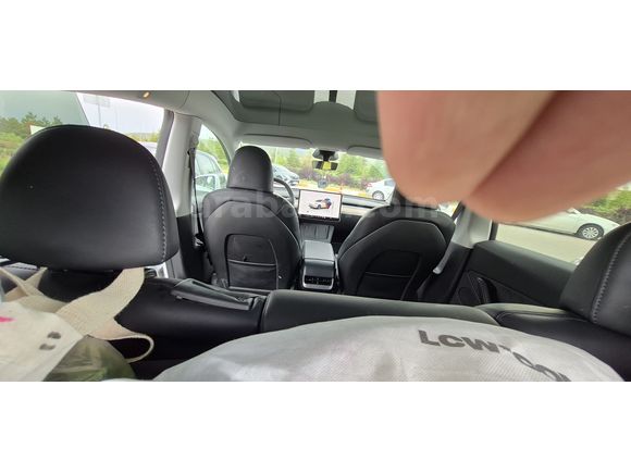 Sahibinden Tesla Model Y Standart Range 2025 Model GeliştirilmişOtopilot dahil 