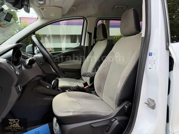 2015 FORD TİTANİUM OTOMOBİL RUHSATLI