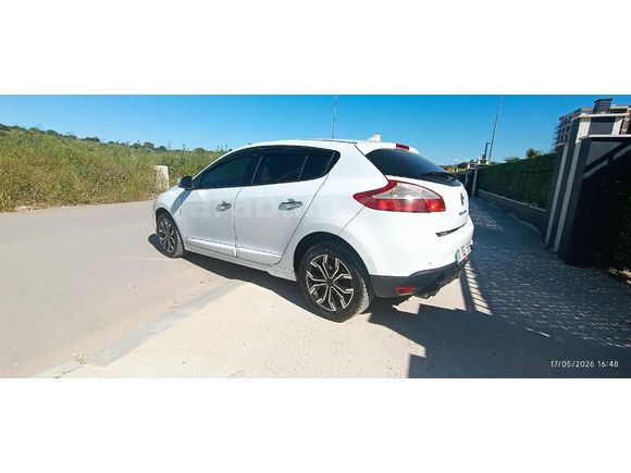 Sahibinden Renault Megane 1.5 dCi Dynamique 2012 Model  190.000 km Beyaz